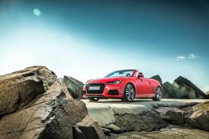Audi TT Roadster 2.0 TFSI Quattro S-Line 2015 года  (AU)